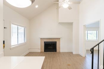 Room with plenty of natural lights